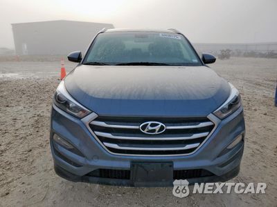 Piąte zdjęcie samochodu w środku: 2018 HYUNDAI TUCSON SEL VIN:KM8J3CA42JU728455 - miniatura