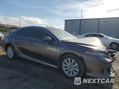 Czwarte zdjęcie samochodu z boku: 2019 TOYOTA CAMRY L VIN:4T1B11HK9KU841131 - miniatura