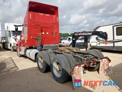 Trzecie zdjęcie samochodu z tyłu: 2014 INTERNATIONAL PROSTAR SEMI TRUCK VIN:3HSDJAPR5EN033641 - miniatura