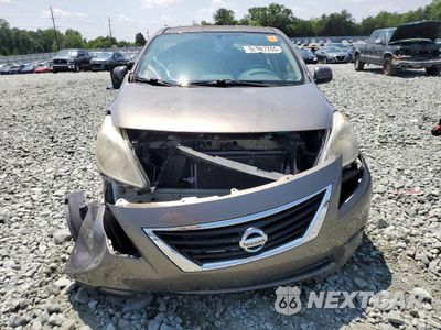 Piąte zdjęcie samochodu w środku: 2014 NISSAN VERSA S VIN:3N1CN7AP3EL838667 - miniatura