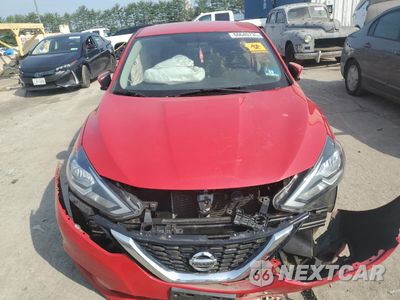 Piąte zdjęcie samochodu w środku: 2018 NISSAN SENTRA S VIN:3N1AB7AP7JL617227 - miniatura