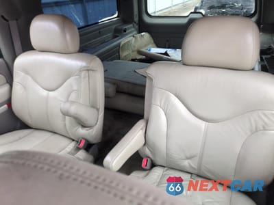 Zdjęcie 10 z 13 samochodu: 2001 GMC YUKON XL K1500 VIN:3GKFK16T21G258677 - miniatura