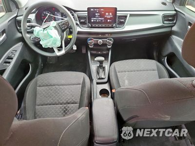 Zdjęcie 8 z 16 samochodu: 2021 KIA RIO LX VIN:3KPA24AD2ME423330 - miniatura