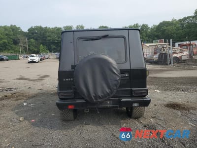 Zdjęcie 6 z 13 samochodu: 2003 MERCEDES-BENZ G 500 VIN:WDCYR49E83X135263 - miniatura