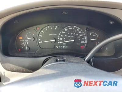 Zdjęcie 9 z 15 samochodu: 2000 FORD EXPLORER XLT VIN:1FMZU73E7YUB86440 - miniatura