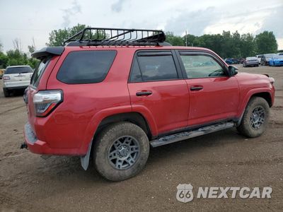 Trzecie zdjęcie samochodu z tyłu: 2021 TOYOTA 4RUNNER VENTURE VIN:JTEHU5JR5M5840636 - miniatura