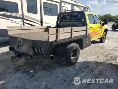 Trzecie zdjęcie samochodu z tyłu: 2021 CHEVROLET SILVERADO K3500 VIN:1GB4YSEY7MF240481 - miniatura