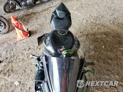 Piąte zdjęcie samochodu w środku: 2020 KAWASAKI ZX636 K VIN:JKBZXJH1XLA006141 - miniatura