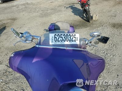 Piąte zdjęcie samochodu w środku: 2007 HARLEY-DAVIDSON FLHTCUI VIN:1HD1FC4177Y706464 - miniatura