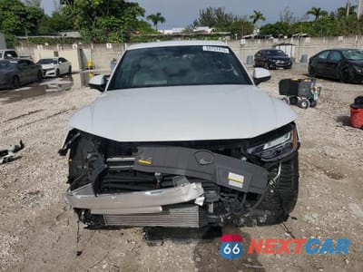 Piąte zdjęcie samochodu w środku: 2024 AUDI Q5 SPORTBACK PRM PLS 45 VIN:WA15AAFY8R2032003 - miniatura