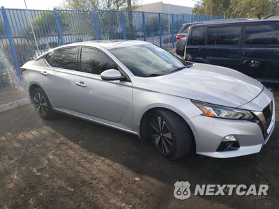 Czwarte zdjęcie samochodu z boku: 2020 NISSAN ALTIMA SV VIN:1N4BL4DV0LC252254 - miniatura