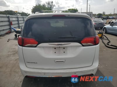 Zdjęcie 6 z 14 samochodu: 2019 CHRYSLER PACIFICA TOURING L VIN:2C4RC1BG4KR665734 - miniatura
