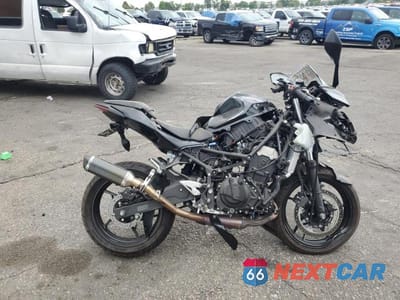 2024 KAWASAKI EX500 ML5EXGG15RDA25164 - główne zdjęcie licytacji z USA - miniatura