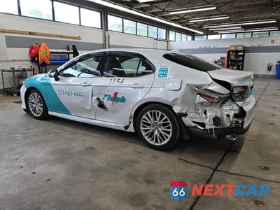 Drugie zdjęcie samochodu z przodu: 2019 TOYOTA CAMRY HYBRID VIN:4T1B21HK8KU519335 - miniatura