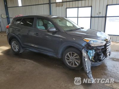 Czwarte zdjęcie samochodu z boku: 2018 HYUNDAI TUCSON SE VIN:KM8J23A41JU644761 - miniatura