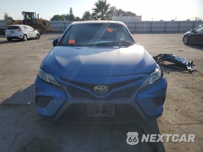 Piąte zdjęcie samochodu w środku: 2018 TOYOTA CAMRY L VIN:4T1B11HK7JU087693 - miniatura