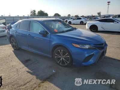 Czwarte zdjęcie samochodu z boku: 2018 TOYOTA CAMRY L VIN:4T1B11HK7JU087693 - miniatura