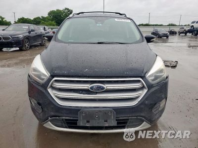 Piąte zdjęcie samochodu w środku: 2017 FORD ESCAPE TITANIUM VIN:1FMCU0JDXHUD27928 - miniatura