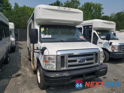 Zdjęcie 9 z 10 samochodu: 2017 FORD ECONOLINE E350 SUPER DUTY CUTAWAY VAN VIN:1FDEE3FS6HDC41594 - miniatura