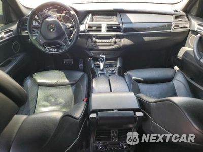 Zdjęcie 8 z 12 samochodu: 2011 BMW X6 M VIN:5YMGZ0C55BLK14003 - miniatura