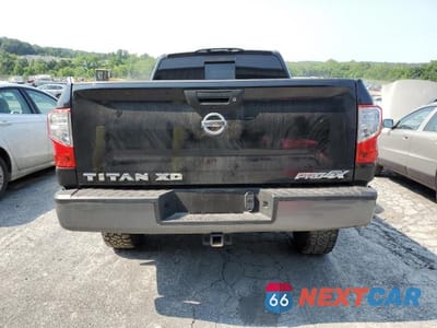 Zdjęcie 6 z 12 samochodu: 2016 NISSAN TITAN XD SL VIN:1N6BA1F43GN515896 - miniatura