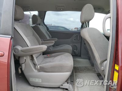 Zdjęcie 11 z 15 samochodu: 2004 TOYOTA SIENNA CE VIN:5TDZA23C14S196099 - miniatura