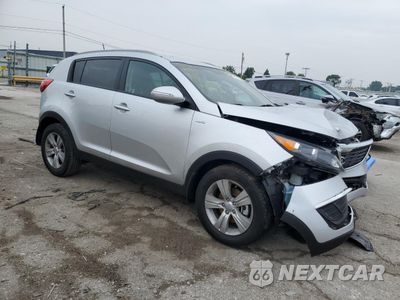 Czwarte zdjęcie samochodu z boku: 2012 KIA SPORTAGE LX VIN:KNDPBCA29C7221781 - miniatura