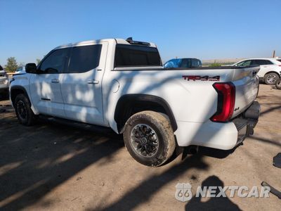 Drugie zdjęcie samochodu z przodu: 2023 TOYOTA TUNDRA CREWMAX SR VIN:5TFLA5DB5PX058173 - miniatura