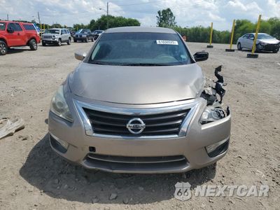 Piąte zdjęcie samochodu w środku: 2015 NISSAN ALTIMA 2.5 VIN:1N4AL3APXFN341268 - miniatura