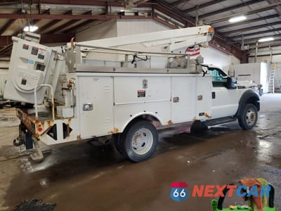 Trzecie zdjęcie samochodu z tyłu: 2015 FORD F450 SUPER DUTY VIN:1FDUF4GY8FEA90055 - miniatura