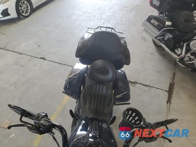 Piąte zdjęcie samochodu w środku: 2019 HARLEY-DAVIDSON FLTRXS VIN:1HD1KTP15KB653069 - miniatura