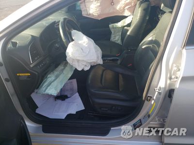 Zdjęcie 7 z 12 samochodu: 2018 HYUNDAI ELANTRA SEL VIN:KMHD84LF7JU449490 - miniatura