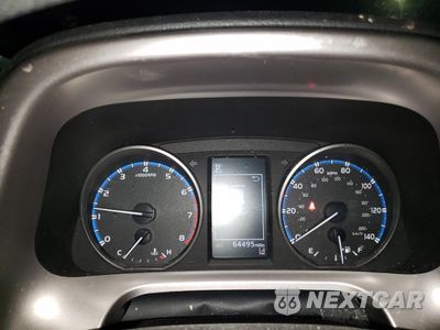 Zdjęcie 9 z 12 samochodu: 2018 TOYOTA RAV4 LE VIN:JTMBFREV6JJ726294 - miniatura