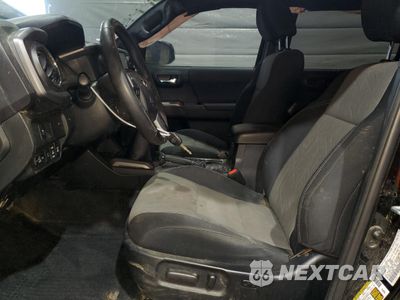 Zdjęcie 7 z 16 samochodu: 2021 TOYOTA TACOMA DOUBLE CAB VIN:3TYCZ5AN3MT050280 - miniatura