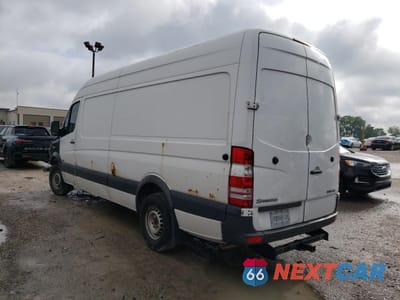 Drugie zdjęcie samochodu z przodu: 2013 MERCEDES-BENZ SPRINTER 2500 VIN:WD3PE8CC8D5745845 - miniatura