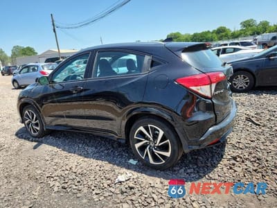 Drugie zdjęcie samochodu z przodu: 2019 HONDA HR-V SPORT VIN:3CZRU6H16KG732153 - miniatura