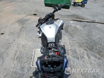 Zdjęcie 6 z 8 samochodu: 2023 YAMAHA MT09 SP VIN:JYARN95E4RA000412 - miniatura