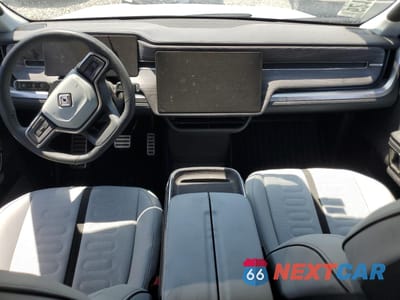 Zdjęcie 8 z 11 samochodu: 2022 RIVIAN R1T ADVENTURE VIN:7FCTGAAA8NN011533 - miniatura