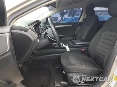 Zdjęcie 7 z 13 samochodu: 2019 FORD FUSION SE VIN:3FA6P0HD7KR251409 - miniatura