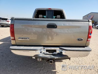 Zdjęcie 6 z 12 samochodu: 2006 FORD F250 SUPER DUTY VIN:1FTSW20P56EA10759 - miniatura