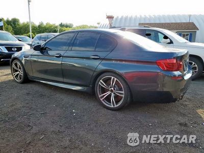 Trzecie zdjęcie samochodu z tyłu: 2013 BMW M5 VIN:WBSFV9C5XDD096847 - miniatura