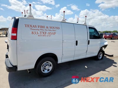 Trzecie zdjęcie samochodu z tyłu: 2023 CHEV EXPRESS CARGO 2500 1 VIN:1GCWGAFP4P1142730 - miniatura