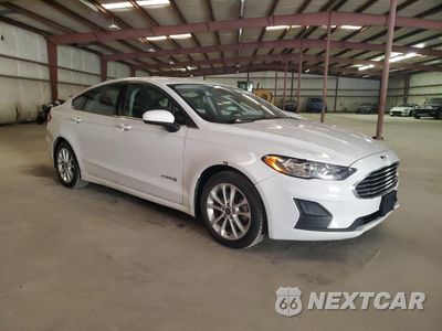 Czwarte zdjęcie samochodu z boku: 2019 FORD FUSION SE VIN:3FA6P0LU8KR124904 - miniatura