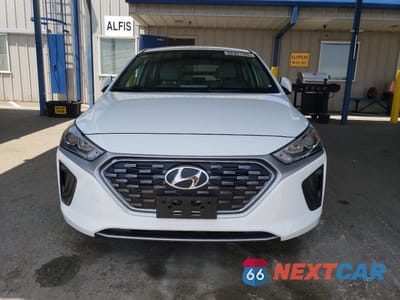 Piąte zdjęcie samochodu w środku: 2022 HYUNDAI IONIQ BLUE VIN:KMHC65LC6NU275365 - miniatura