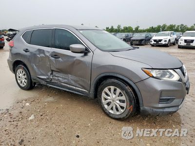Czwarte zdjęcie samochodu z boku: 2017 NISSAN ROGUE S VIN:KNMAT2MTXHP543838 - miniatura
