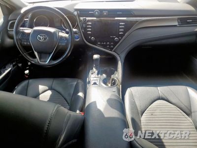 Zdjęcie 8 z 12 samochodu: 2019 TOYOTA CAMRY HYBRID VIN:4T1B21HK5KU517610 - miniatura
