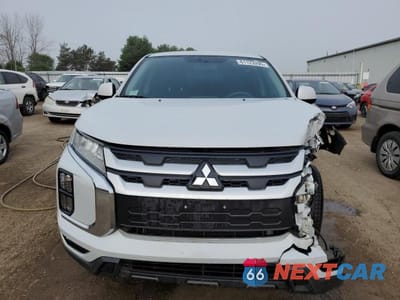 Piąte zdjęcie samochodu w środku: 2023 MITSUBISHI RVR ES VIN:JA4AJUAU1PU604387 - miniatura