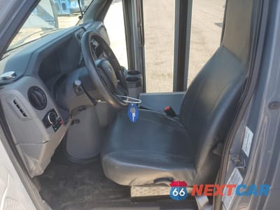 Zdjęcie 7 z 14 samochodu: 2022 FORD ECONOLINE E450 SUPER DUTY CUTAWAY VAN VIN:1FDFE4FN1NDC37758 - miniatura