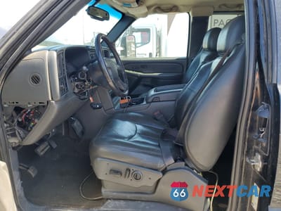 Zdjęcie 7 z 12 samochodu: 2007 CHEVROLET SILVERADO K3500 VIN:1GCJK39D17E189910 - miniatura