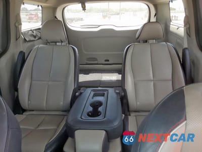 Zdjęcie 10 z 14 samochodu: 2019 KIA SEDONA LX VIN:KNDMB5C17K6529409 - miniatura